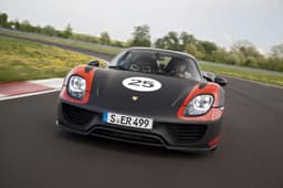Porsche 918 Spyder photo gallery